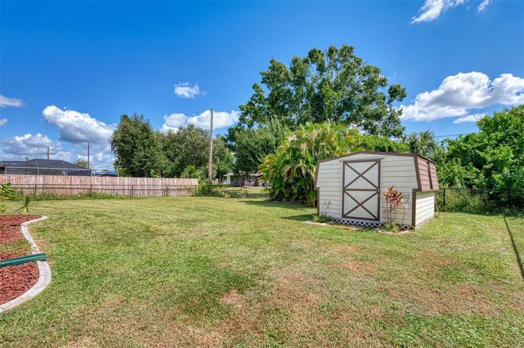 Active With Contract: $239,900 (2 beds, 2 baths, 1507 Square Feet)