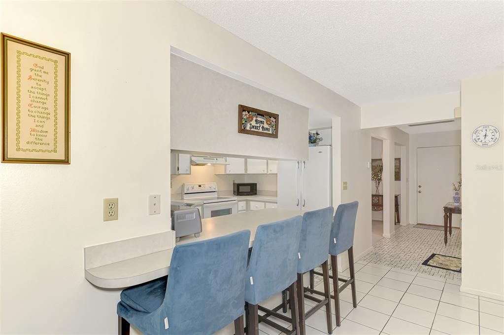 Active With Contract: $239,900 (2 beds, 2 baths, 1507 Square Feet)