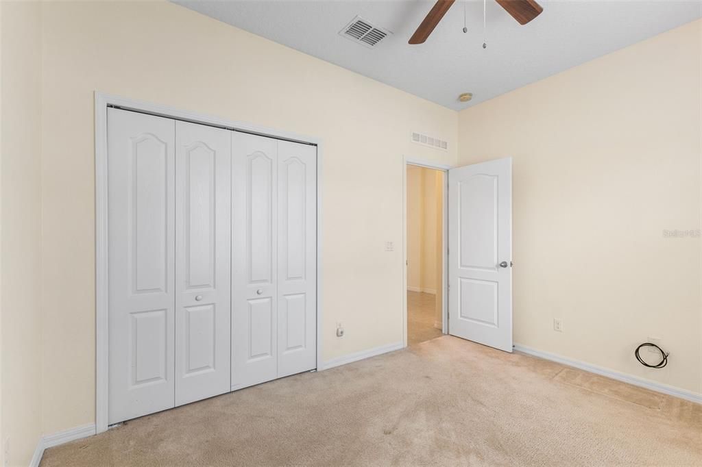 Active With Contract: $299,900 (3 beds, 2 baths, 1614 Square Feet)