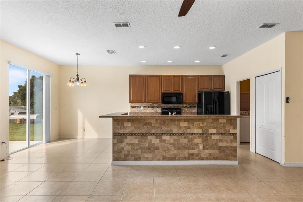 Active With Contract: $299,900 (3 beds, 2 baths, 1614 Square Feet)