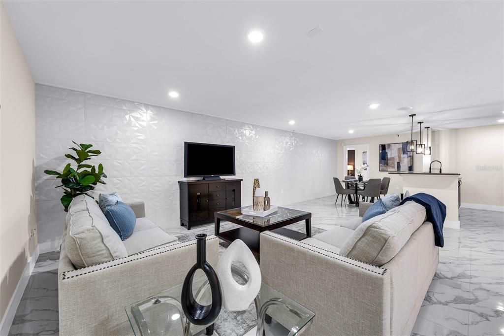 For Rent: $16,550 (8 beds, 6 baths, 7000 Square Feet)