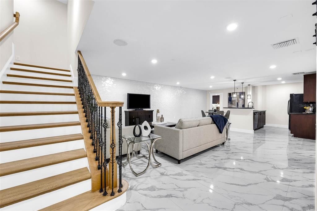 For Rent: $16,550 (8 beds, 6 baths, 7000 Square Feet)