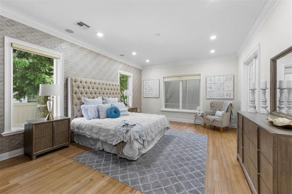 For Rent: $16,550 (8 beds, 6 baths, 7000 Square Feet)