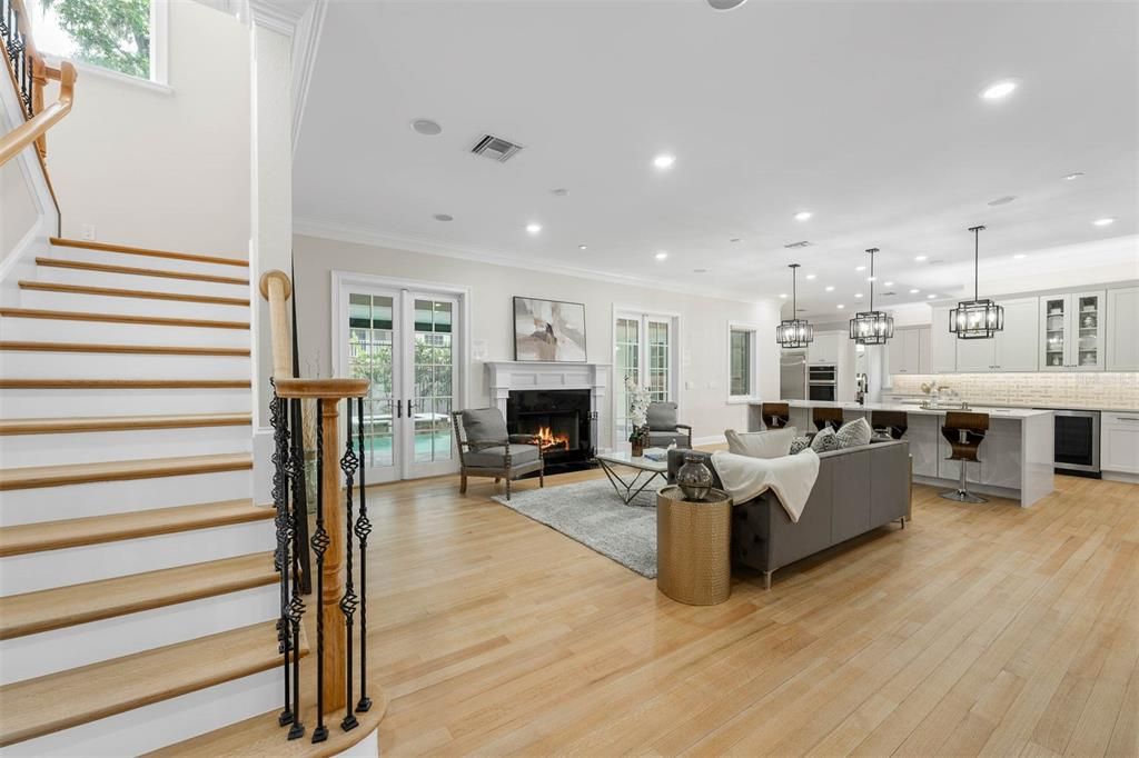 For Rent: $16,550 (8 beds, 6 baths, 7000 Square Feet)