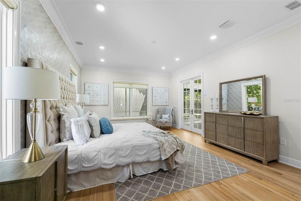 For Rent: $16,550 (8 beds, 6 baths, 7000 Square Feet)