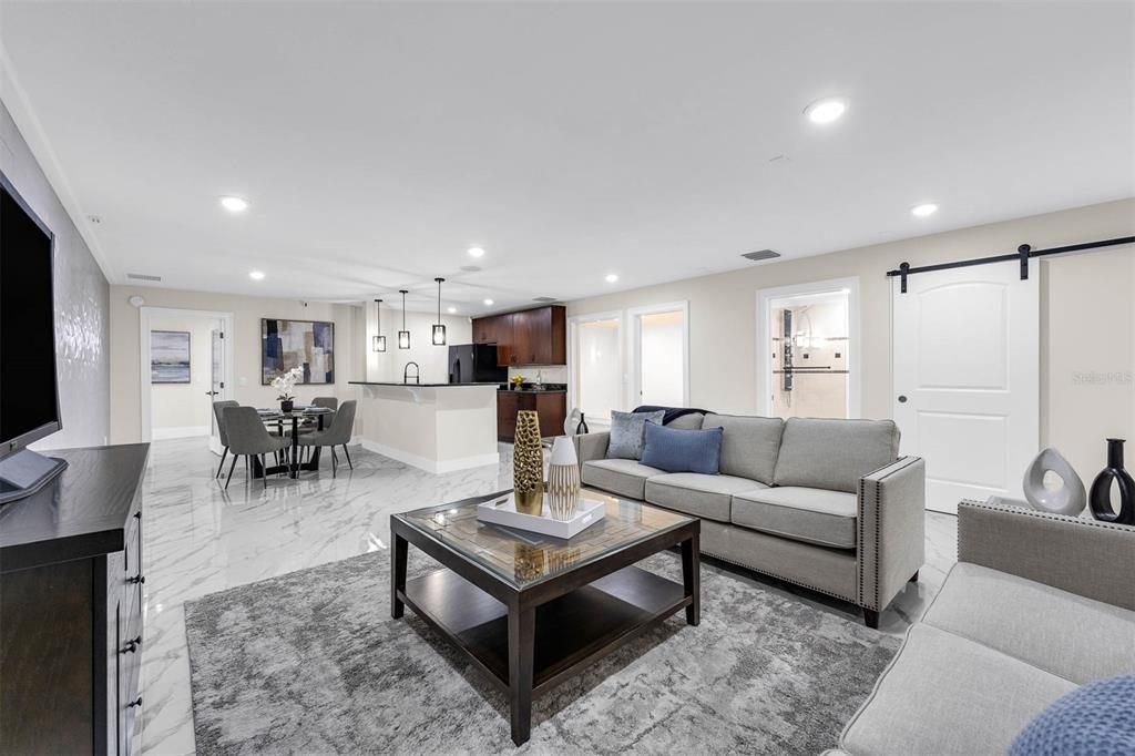 For Rent: $16,550 (8 beds, 6 baths, 7000 Square Feet)