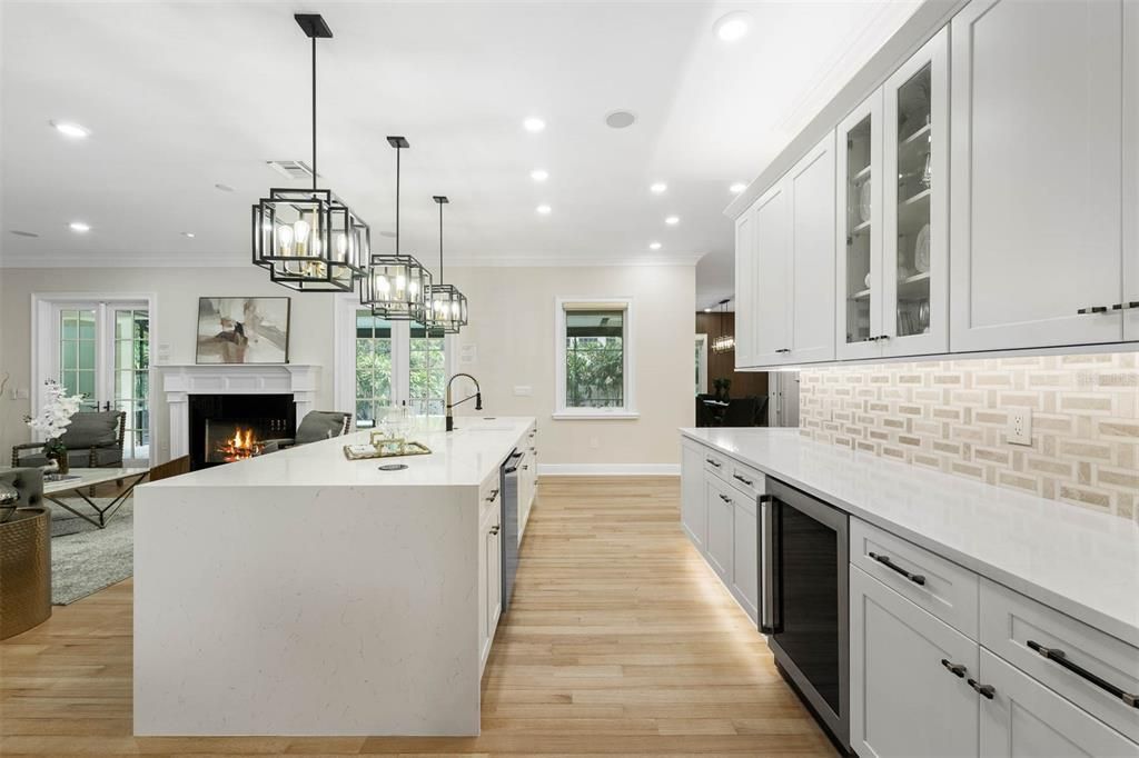 For Rent: $16,550 (8 beds, 6 baths, 7000 Square Feet)