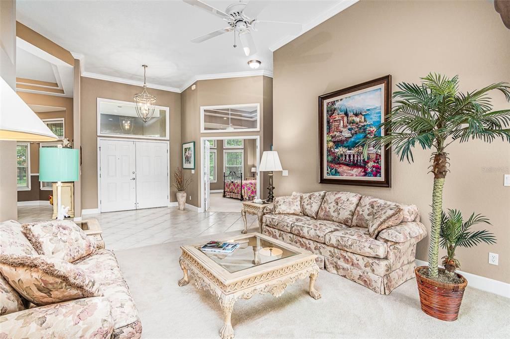 For Sale: $950,000 (4 beds, 3 baths, 2700 Square Feet)