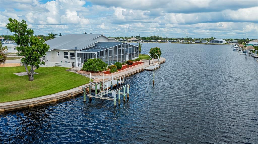 For Sale: $875,000 (4 beds, 3 baths, 2715 Square Feet)