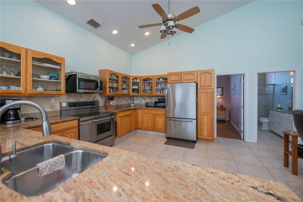 For Sale: $875,000 (4 beds, 3 baths, 2715 Square Feet)