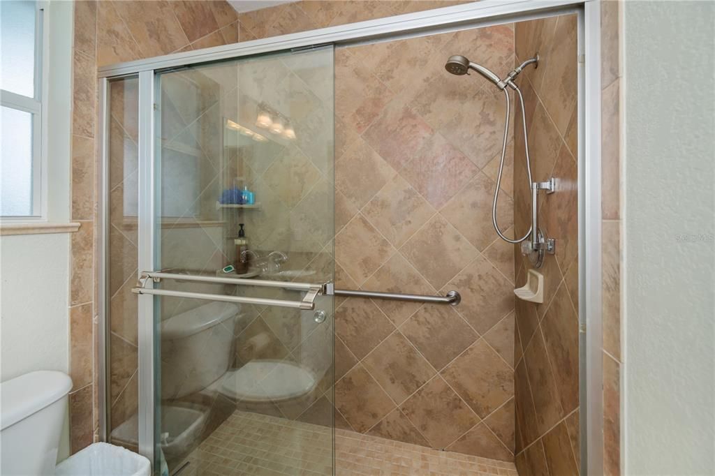 For Sale: $875,000 (4 beds, 3 baths, 2715 Square Feet)