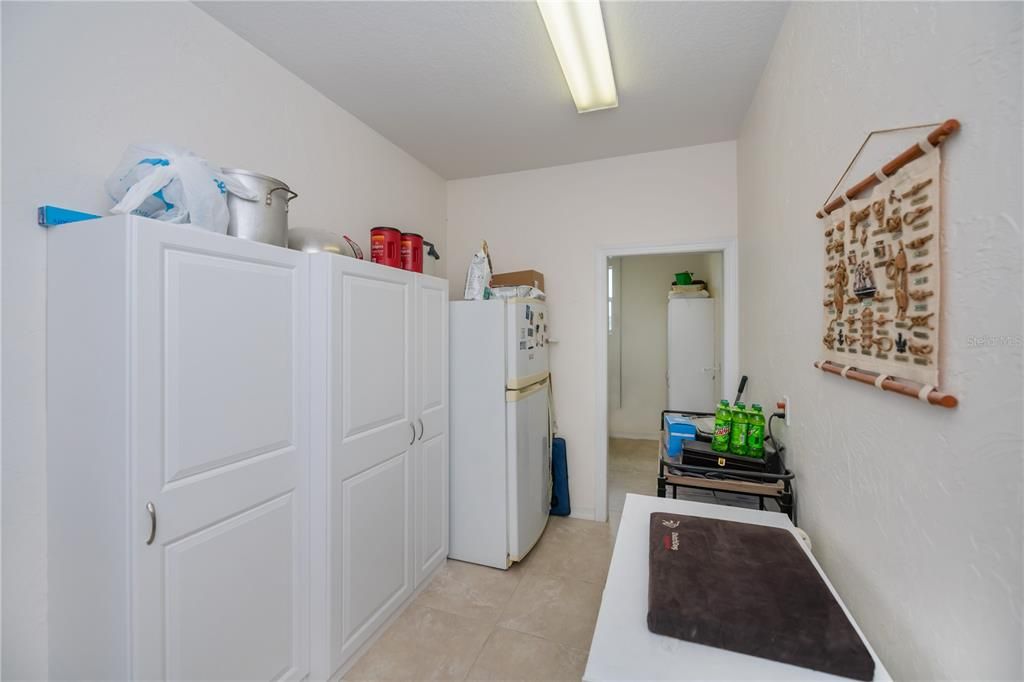 For Sale: $875,000 (4 beds, 3 baths, 2715 Square Feet)