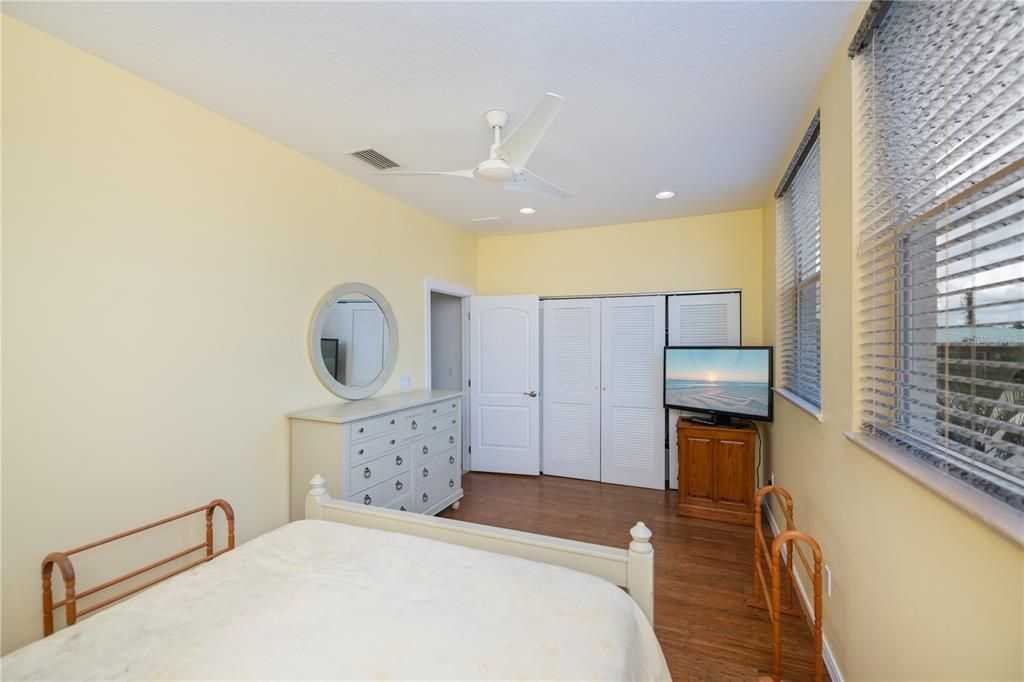 For Sale: $875,000 (4 beds, 3 baths, 2715 Square Feet)