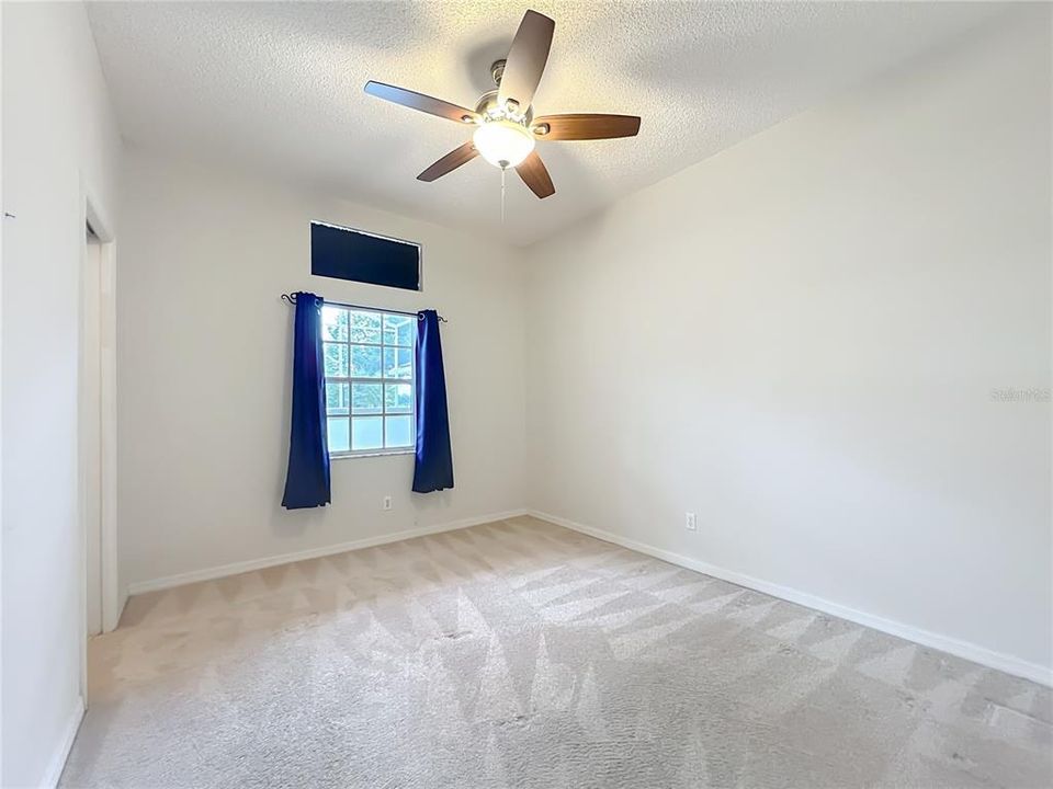 For Sale: $395,000 (3 beds, 3 baths, 2021 Square Feet)