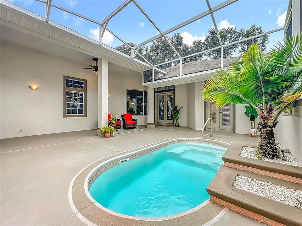 For Sale: $395,000 (3 beds, 3 baths, 2021 Square Feet)