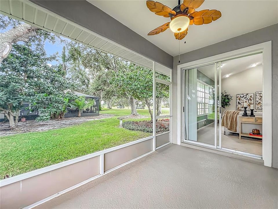 For Sale: $395,000 (3 beds, 3 baths, 2021 Square Feet)