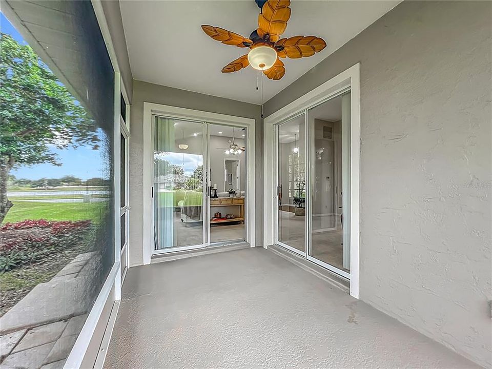 For Sale: $395,000 (3 beds, 3 baths, 2021 Square Feet)