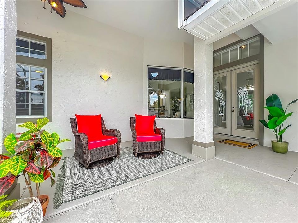 For Sale: $395,000 (3 beds, 3 baths, 2021 Square Feet)