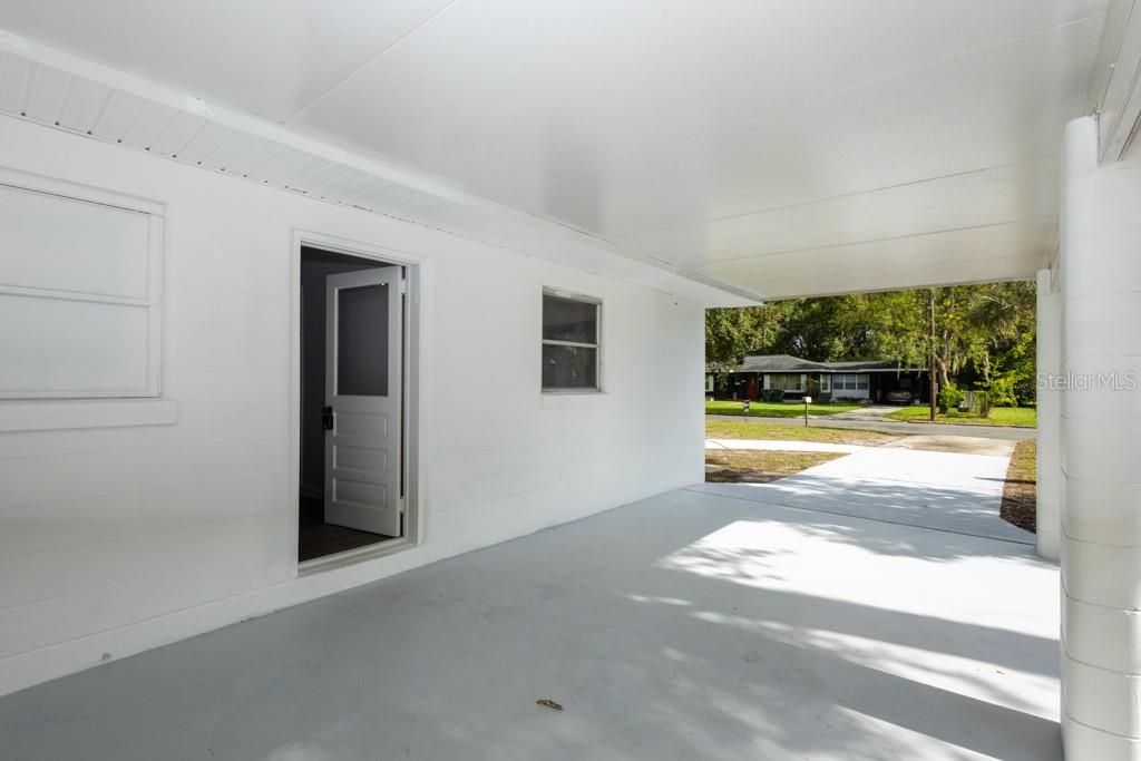 Activo con contrato: $268,000 (3 camas, 1 baños, 1483 Pies cuadrados)