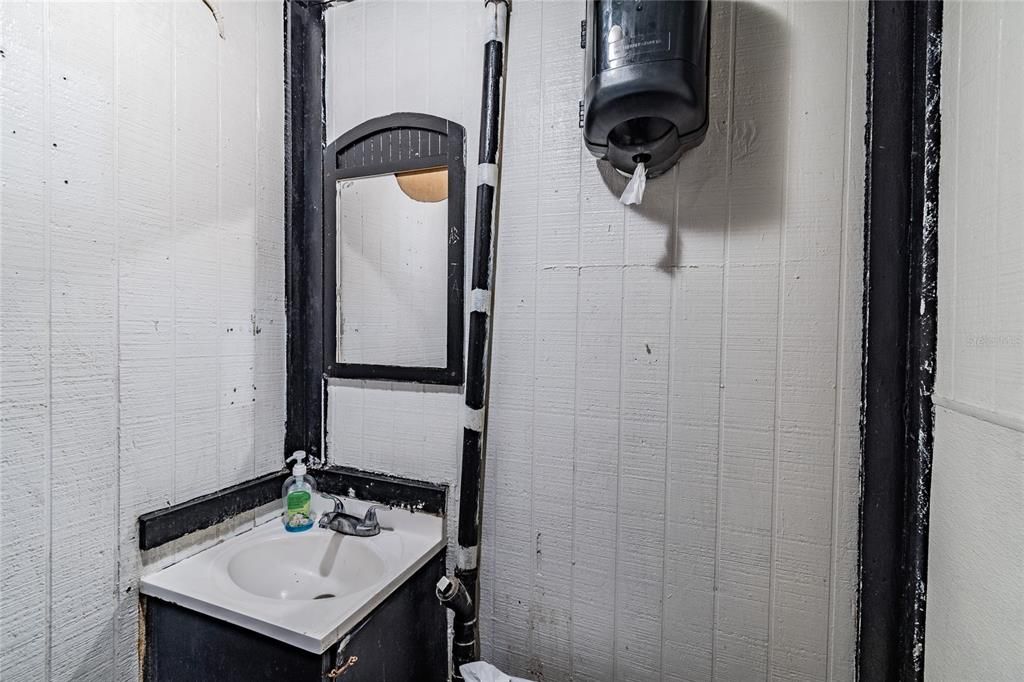 For Sale: $1,250,000 (0 beds, 0 baths, 1716 Square Feet)