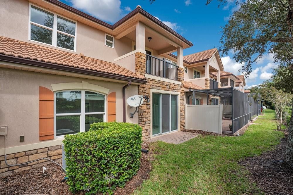 合同活跃: $497,000 (4 贝兹, 3 浴室, 2240 平方英尺)