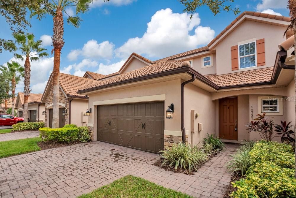 合同活跃: $497,000 (4 贝兹, 3 浴室, 2240 平方英尺)