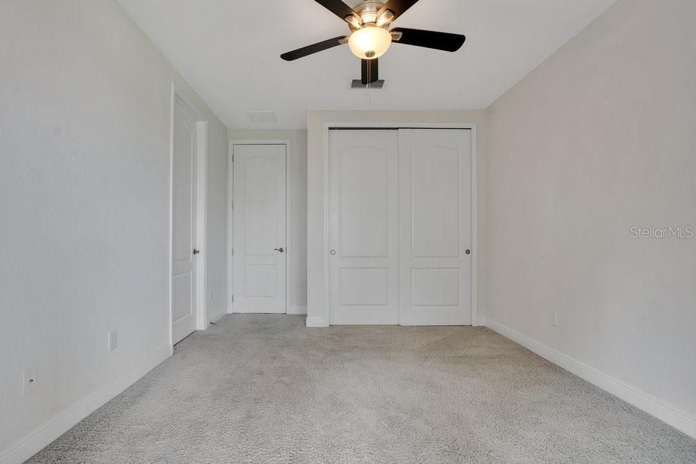 合同活跃: $497,000 (4 贝兹, 3 浴室, 2240 平方英尺)