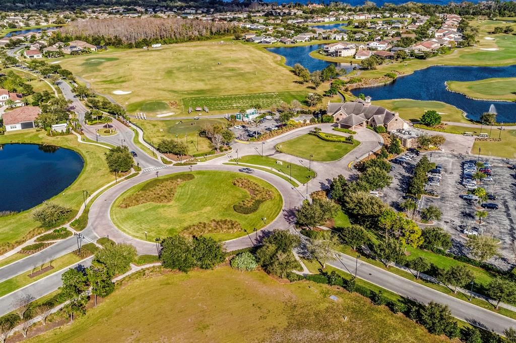 合同活跃: $497,000 (4 贝兹, 3 浴室, 2240 平方英尺)