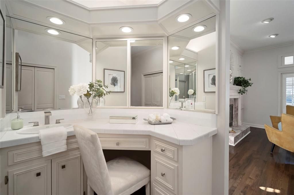 For Sale: $1,990,000 (5 beds, 4 baths, 4456 Square Feet)