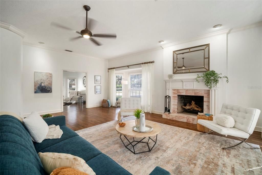 For Sale: $1,990,000 (5 beds, 4 baths, 4456 Square Feet)