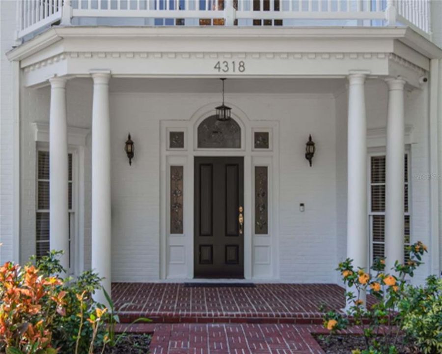 For Sale: $1,990,000 (5 beds, 4 baths, 4456 Square Feet)