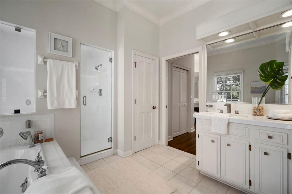 For Sale: $1,990,000 (5 beds, 4 baths, 4456 Square Feet)