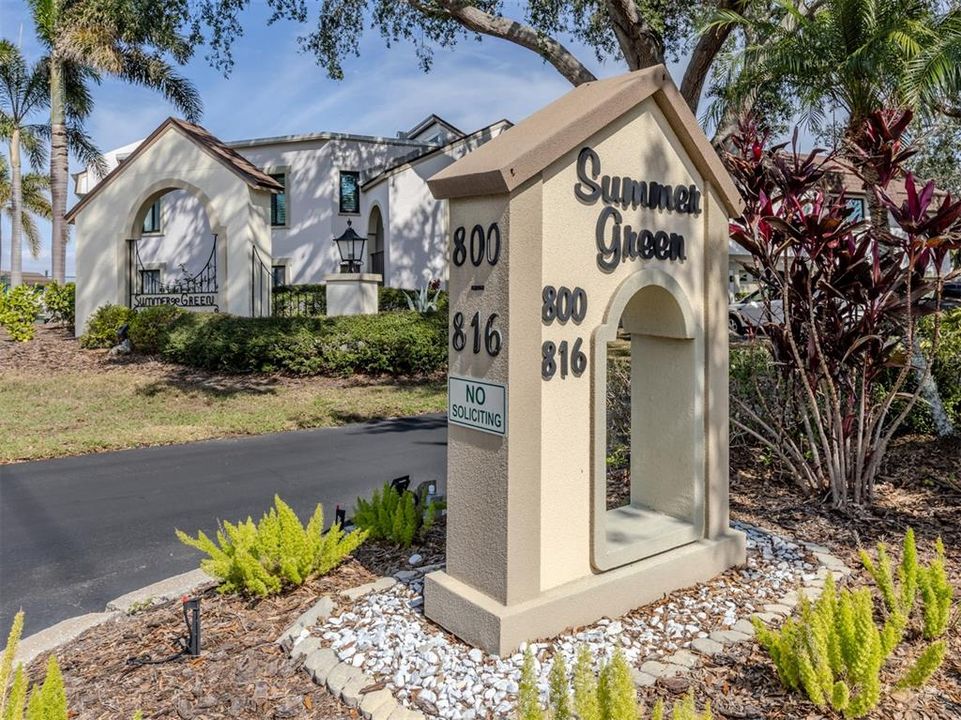 For Sale: $254,500 (2 beds, 2 baths, 1120 Square Feet)