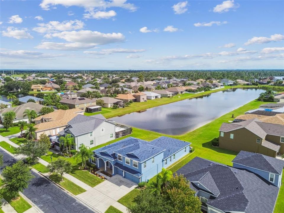 En Venta: $598,500 (4 camas, 4 baños, 3858 Pies cuadrados)