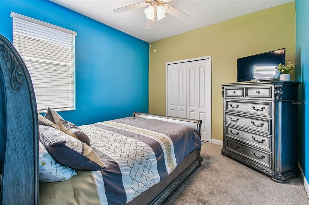 En Venta: $598,500 (4 camas, 4 baños, 3858 Pies cuadrados)