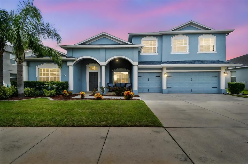 En Venta: $598,500 (4 camas, 4 baños, 3858 Pies cuadrados)