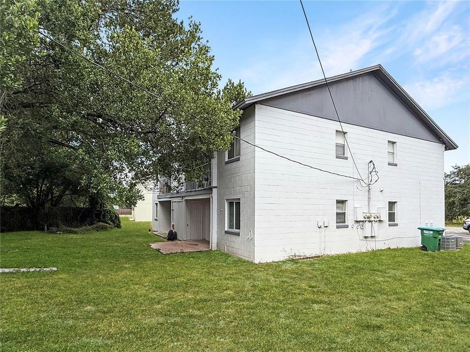 待售: $799,900 (8 贝兹, 0 浴室, 3636 平方英尺)