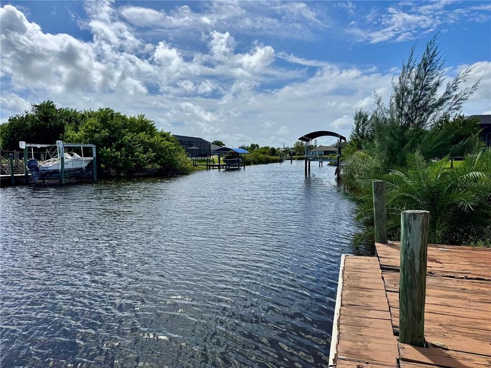 Activo con contrato: $575,000 (3 camas, 2 baños, 2401 Pies cuadrados)