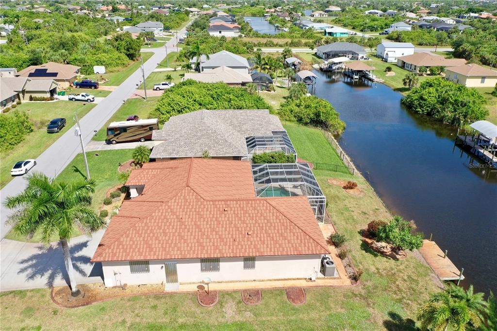 Activo con contrato: $575,000 (3 camas, 2 baños, 2401 Pies cuadrados)