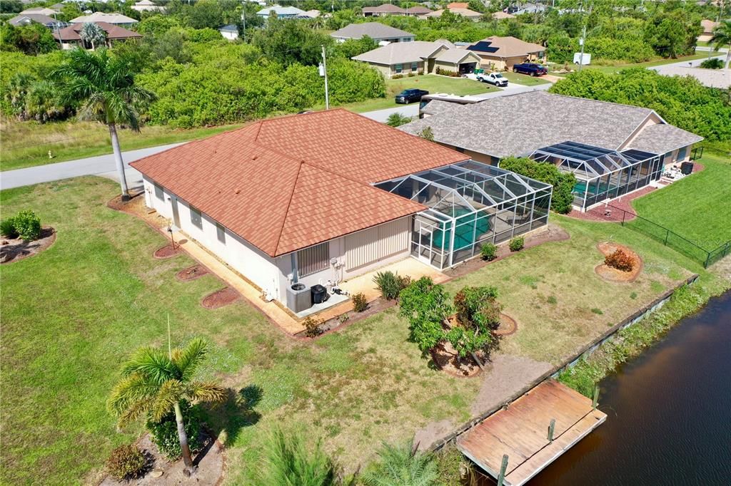 Activo con contrato: $575,000 (3 camas, 2 baños, 2401 Pies cuadrados)