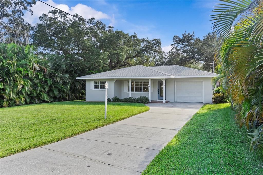 合同活跃: $475,000 (3 贝兹, 2 浴室, 1535 平方英尺)