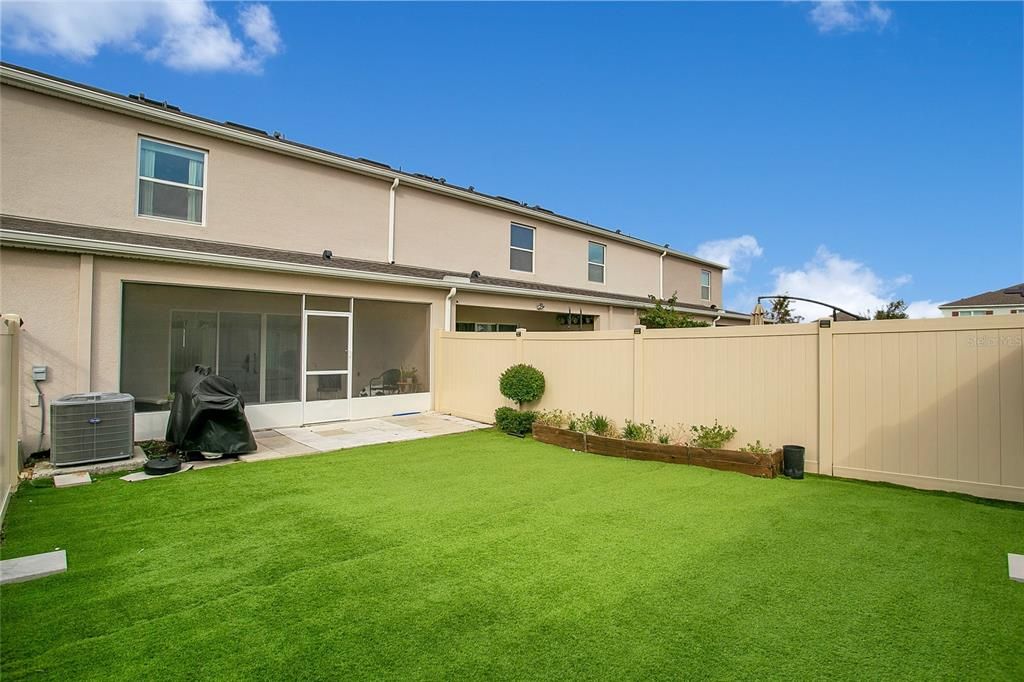 For Rent: $2,500 (3 beds, 2 baths, 1530 Square Feet)