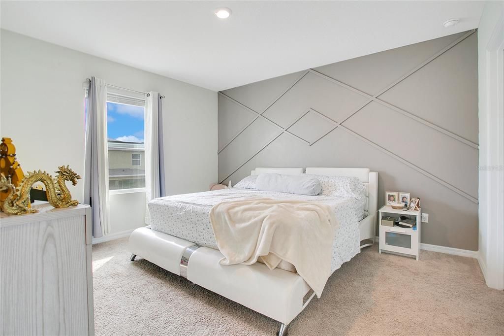 For Rent: $2,500 (3 beds, 2 baths, 1530 Square Feet)