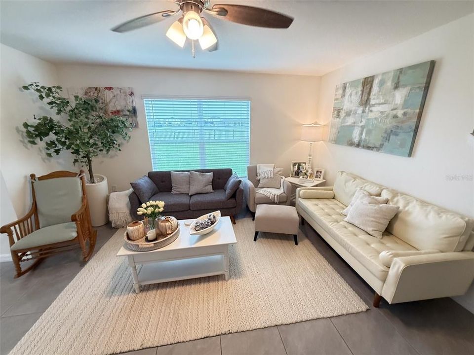 В аренду: $3,000 (4 спален, 3 ванн, 2435 Квадратных фут)