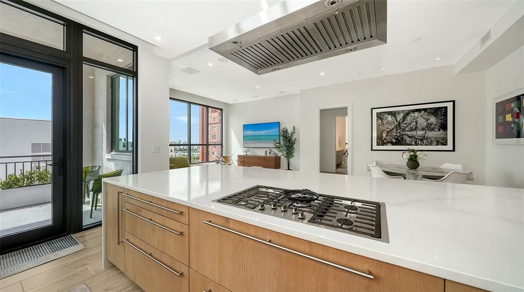 Activo con contrato: $2,225,000 (3 camas, 3 baños, 2229 Pies cuadrados)