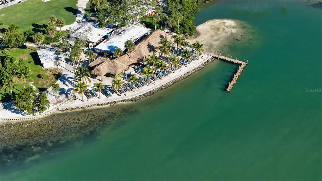 Activo con contrato: $2,225,000 (3 camas, 3 baños, 2229 Pies cuadrados)