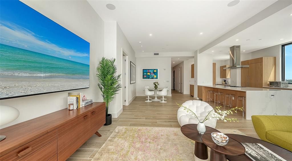 Activo con contrato: $2,225,000 (3 camas, 3 baños, 2229 Pies cuadrados)