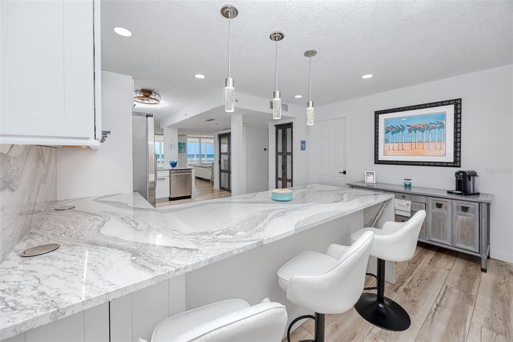 待售: $1,399,000 (3 贝兹, 2 浴室, 1739 平方英尺)