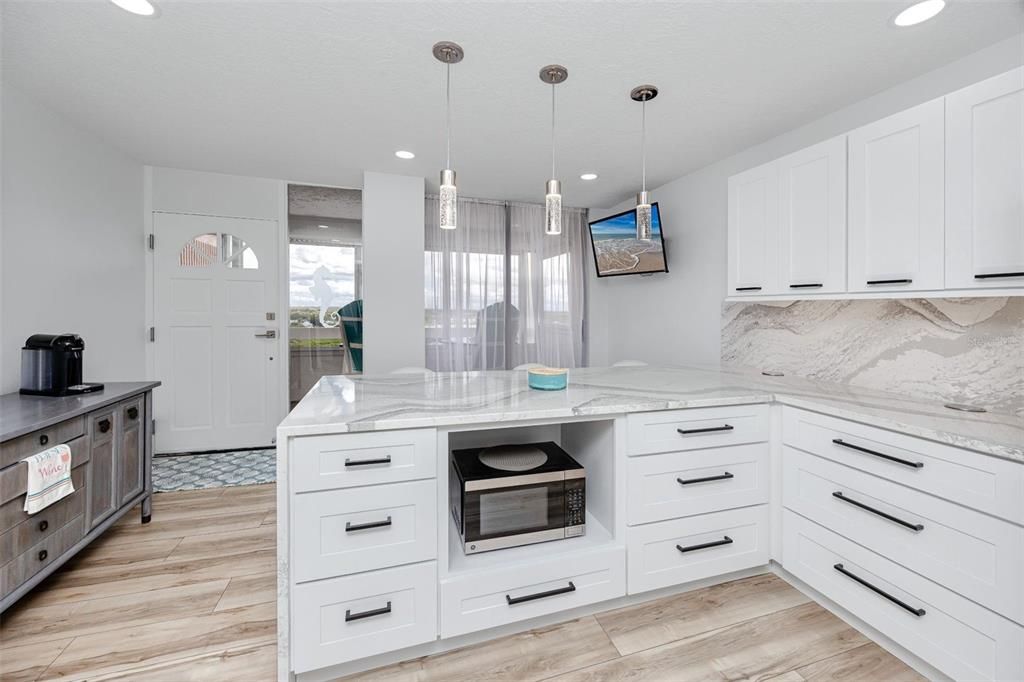 待售: $1,399,000 (3 贝兹, 2 浴室, 1739 平方英尺)