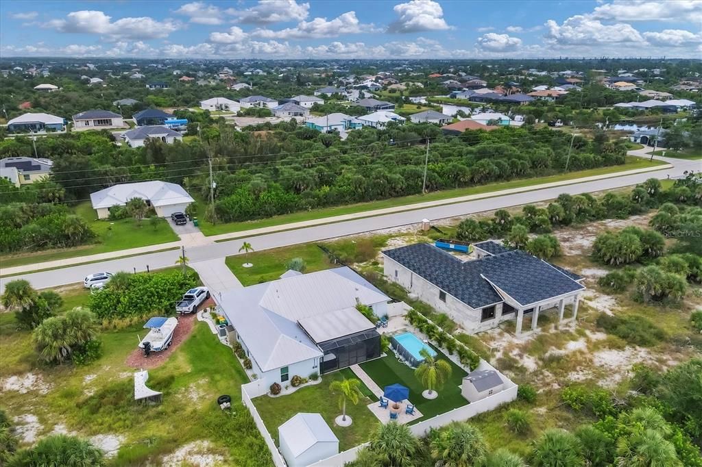 Activo con contrato: $399,900 (4 camas, 2 baños, 2238 Pies cuadrados)